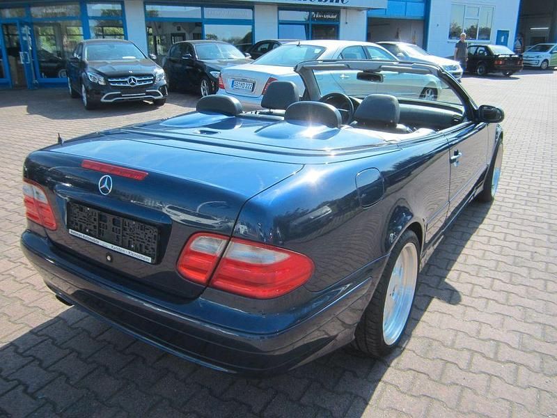 Gebraucht Mercedes CLK230 Elegance 193 PS (141 kW) 1999 Blau Cabrio