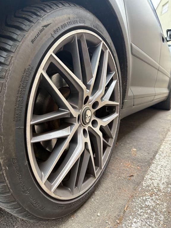 Schwarz Gebraucht 2005 Audi 200 S-Line Limousine | 4.500 € - Bild 1/4