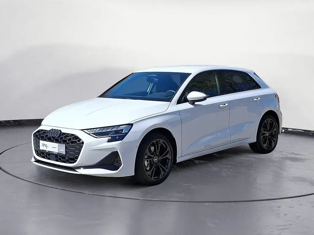 Neu Audi A3 Advanced 150 PS (110 kW) 2026 Weiß Limousine