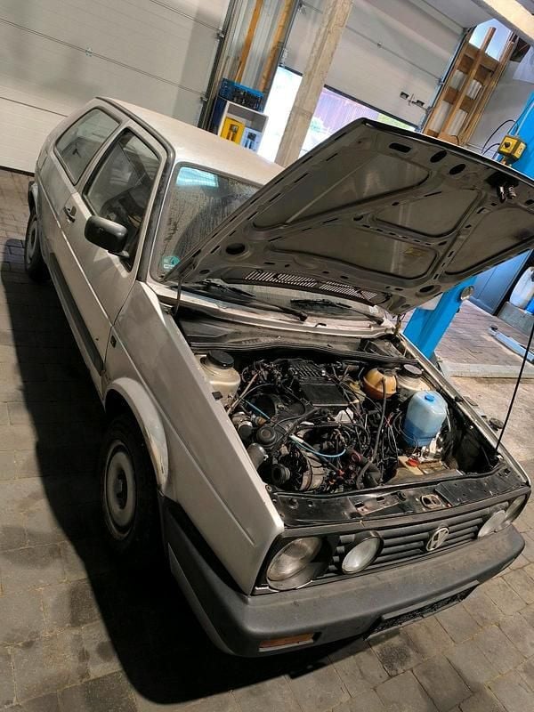 Gebraucht VW Golf II 70 PS (51 kW) 1991 Silber Kleinwagen