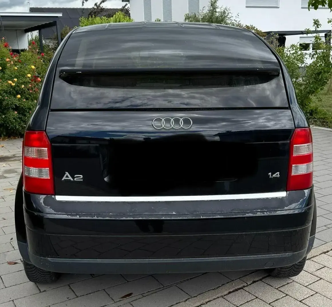 Gebraucht Audi A2 75 PS (55 kW) 2001 Schwarz Kleinwagen