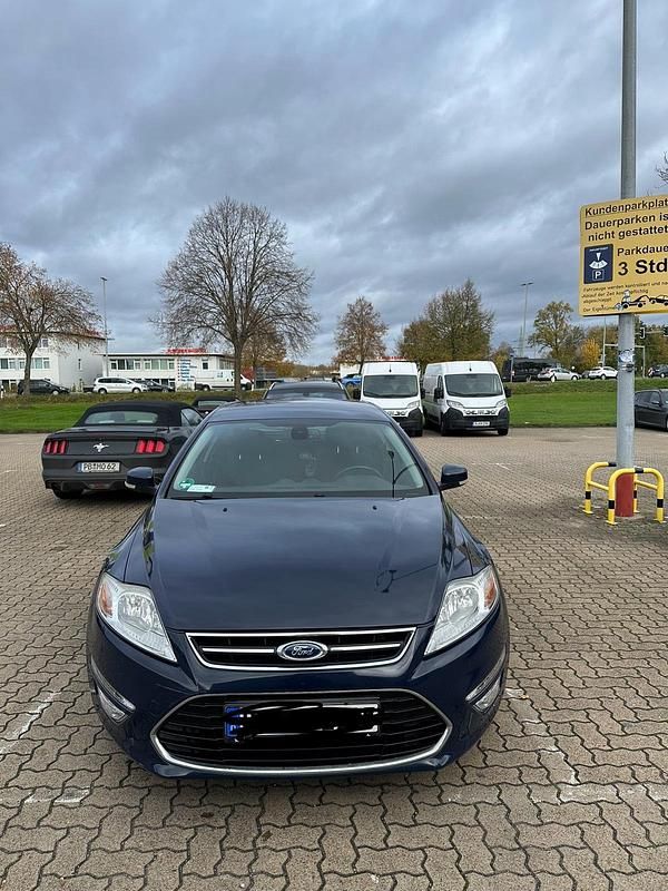 Blau Gebraucht 2009 Ford Mondeo Limousine | 7.200 € (Etwas zu teuer) - Bild 1/4