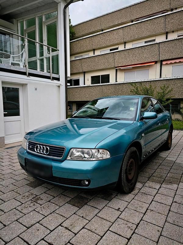 Blau Gebraucht 1999 Audi A4 Limousine | 950 € (Superpreis) - Bild 1/4