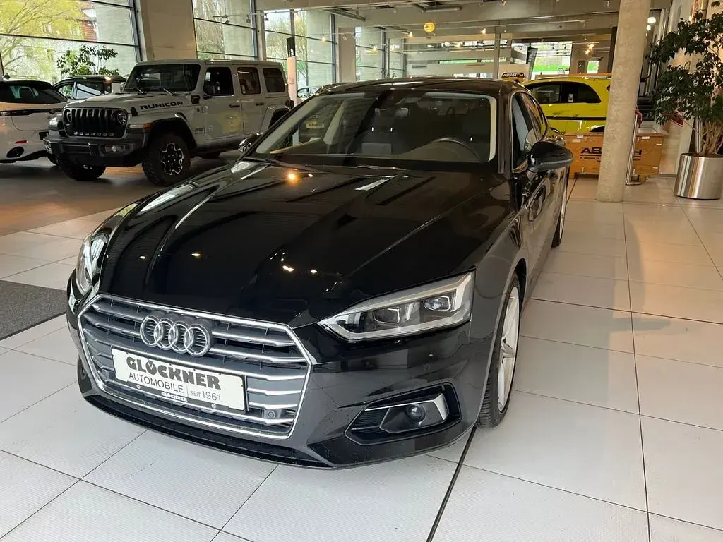 Gebraucht Audi A5 Sportback Sport 190 PS (139 kW) 2020 Schwarz Kleinwagen