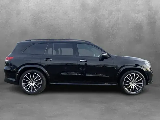 Gebraucht Mercedes GLS580 AMG 489 PS (359 kW) 2022 Metalliclack obsidianschwarz SUV