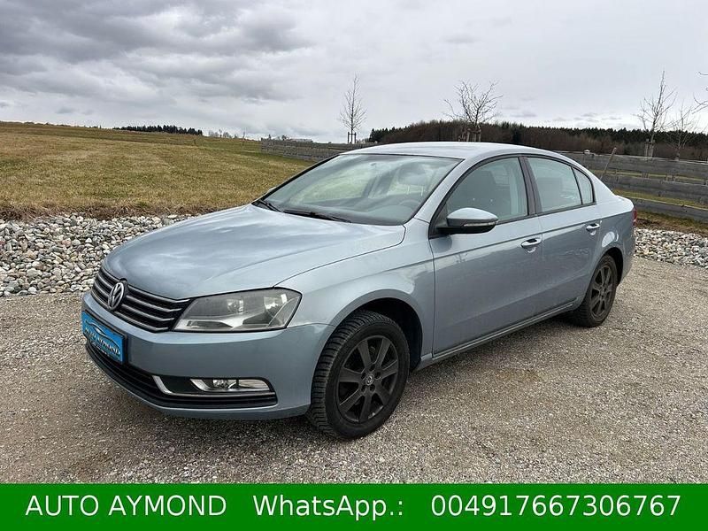 Gebraucht VW Passat 122 PS (89 kW) 2011 Limousine