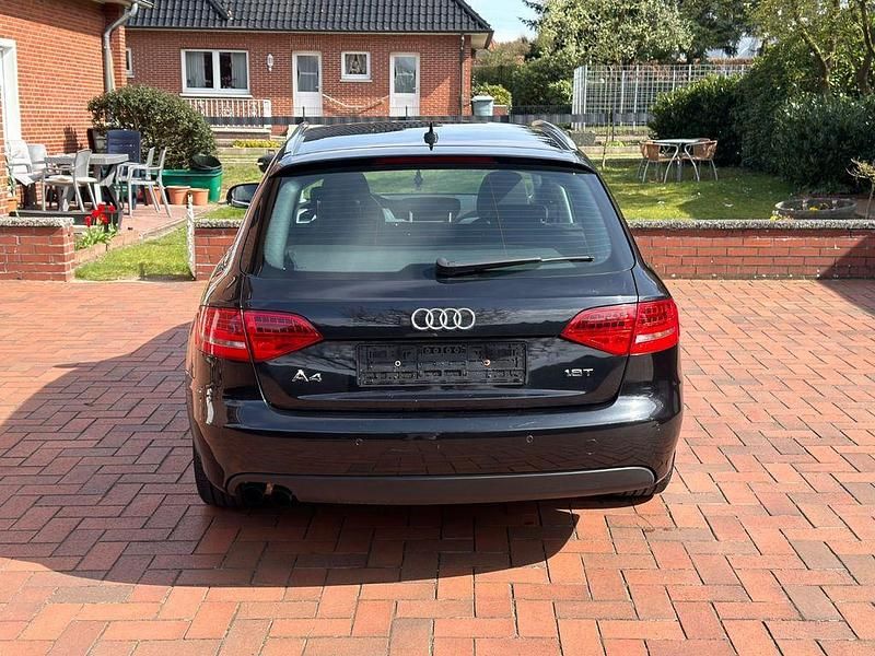 Gebraucht Audi A4 Ambiente 160 PS (117 kW) 2009 Schwarz Kombi