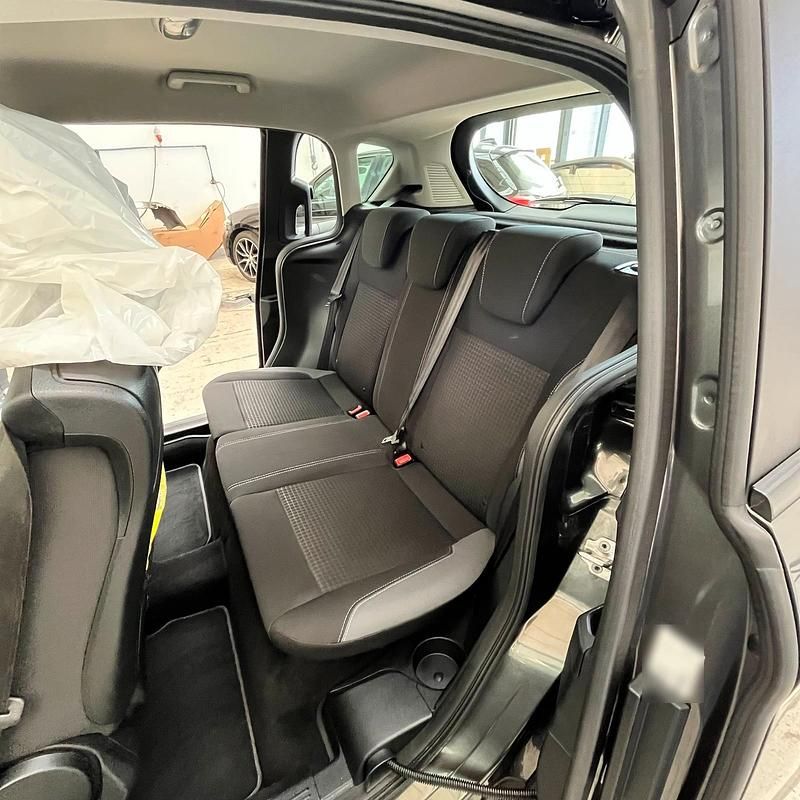 Second-hand Ford B-MAX 105 CP (77 kW) 2017 Gri Monovolum