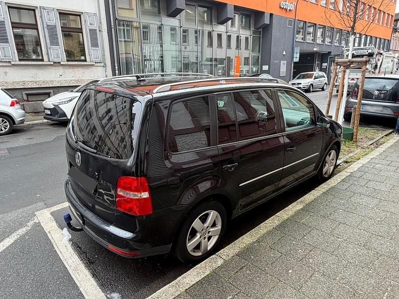 Gebraucht VW Touran Highline 170 PS (125 kW) 2008 Schwarz Van / Kleinbus