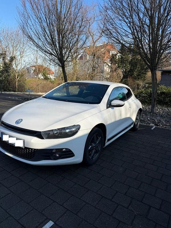 Weiß Gebraucht 2009 VW Scirocco Coupé | 2.999 € (Guter Preis) - Bild 1/4