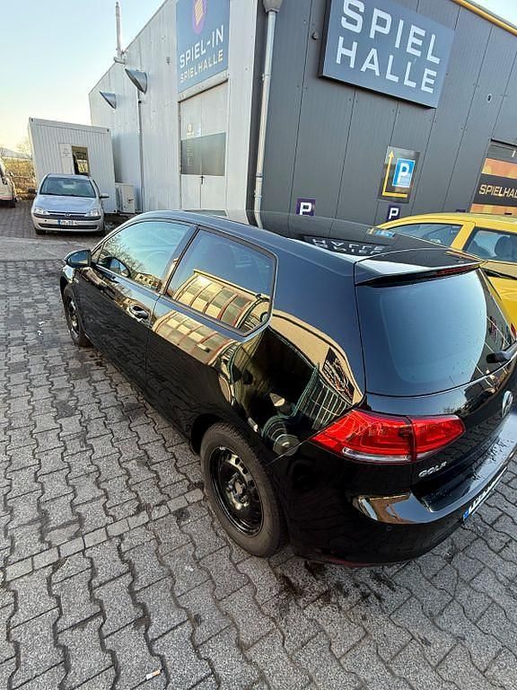 Gebraucht VW Golf VII Allstar 110 PS (80 kW) 2015 Schwarz Limousine