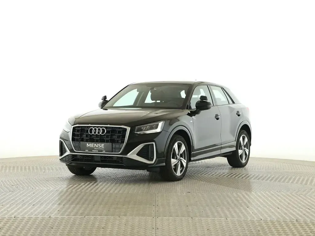 Gebraucht Audi Q2 S-Line 116 PS (85 kW) 2023 Mythosschwarz SUV