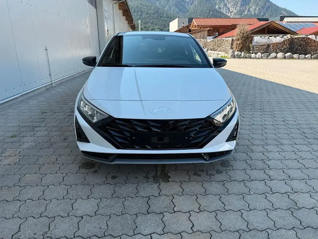 Neu Hyundai i20 Edition 90 PS (66 kW) 2026 Weiß Kleinwagen