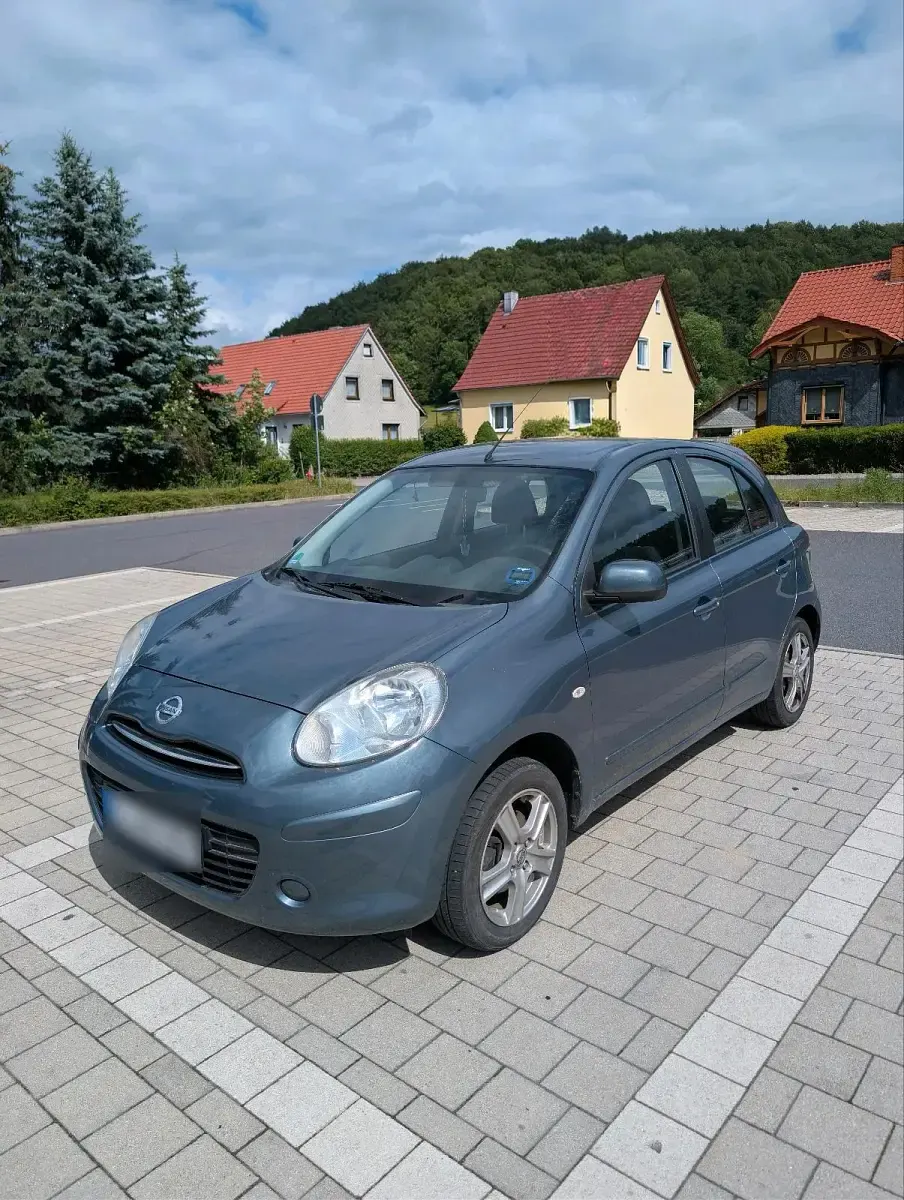 Gebraucht Nissan Micra 80 PS (58 kW) 2011 Grau Kleinwagen