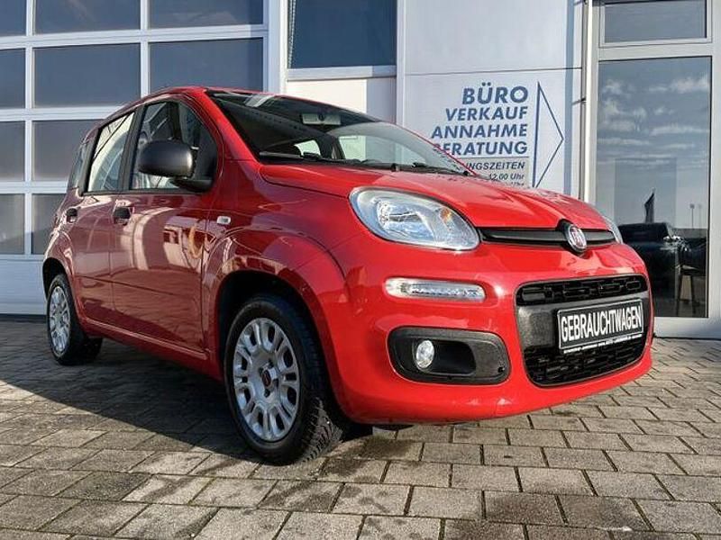 Gebraucht Fiat Panda Easy 69 PS (50 kW) 2017 Rot Kleinwagen