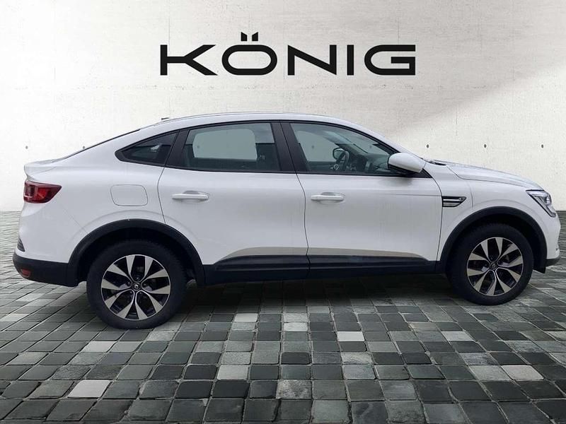 Gebraucht Renault Arkana Equilibre 140 PS (102 kW) 2023 Weiss SUV