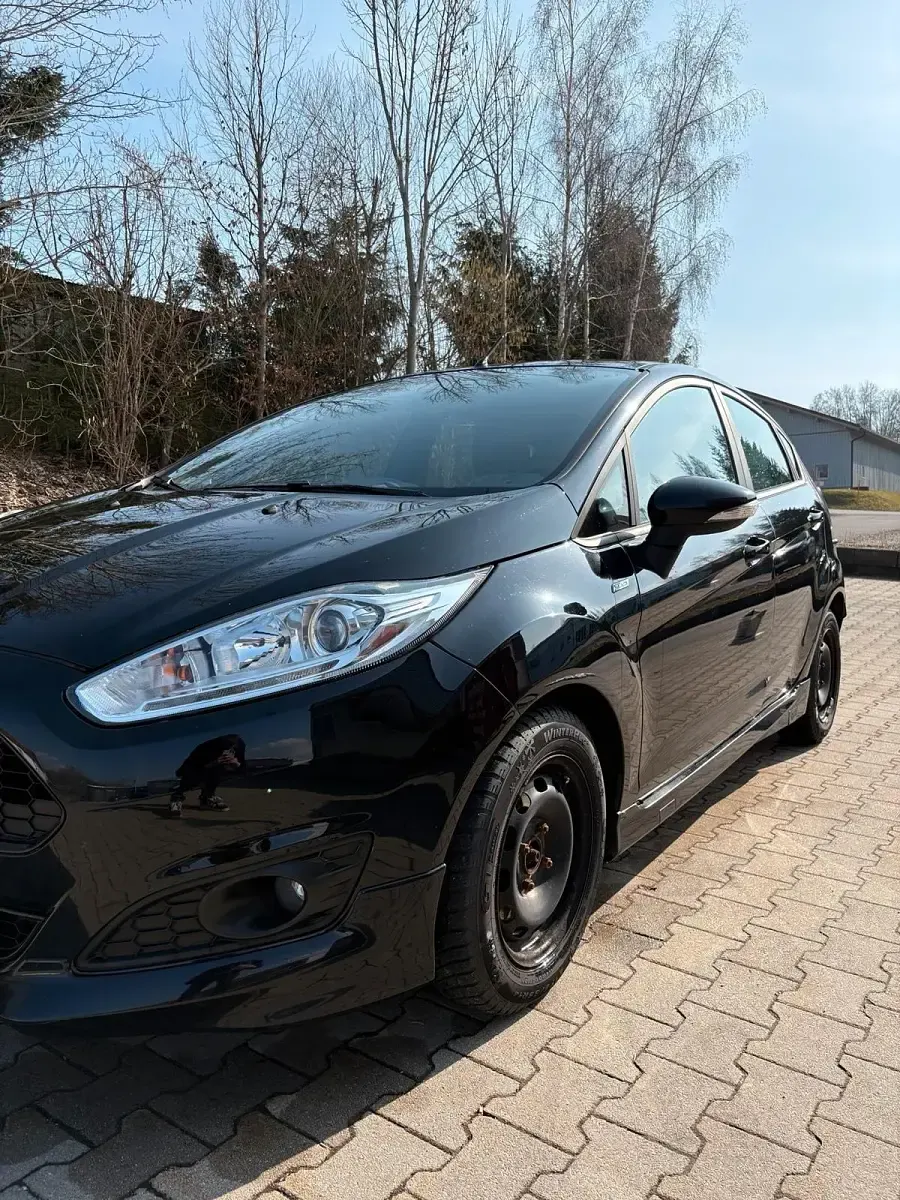 Occasion Ford Fiesta ST-Line 101 ch (74 kW) 2016 Noir Citadine