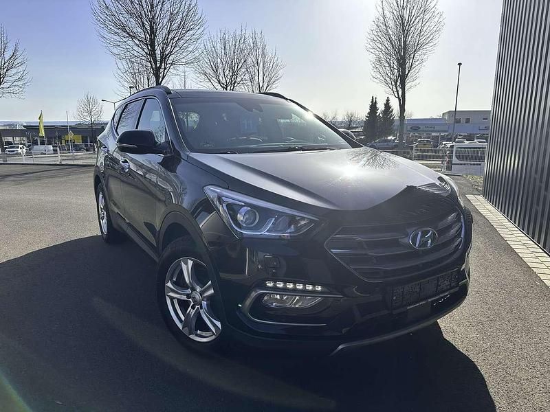 Gebraucht Hyundai Santa Fe Premium 200 PS (147 kW) 2017 Phantom black / mic SUV