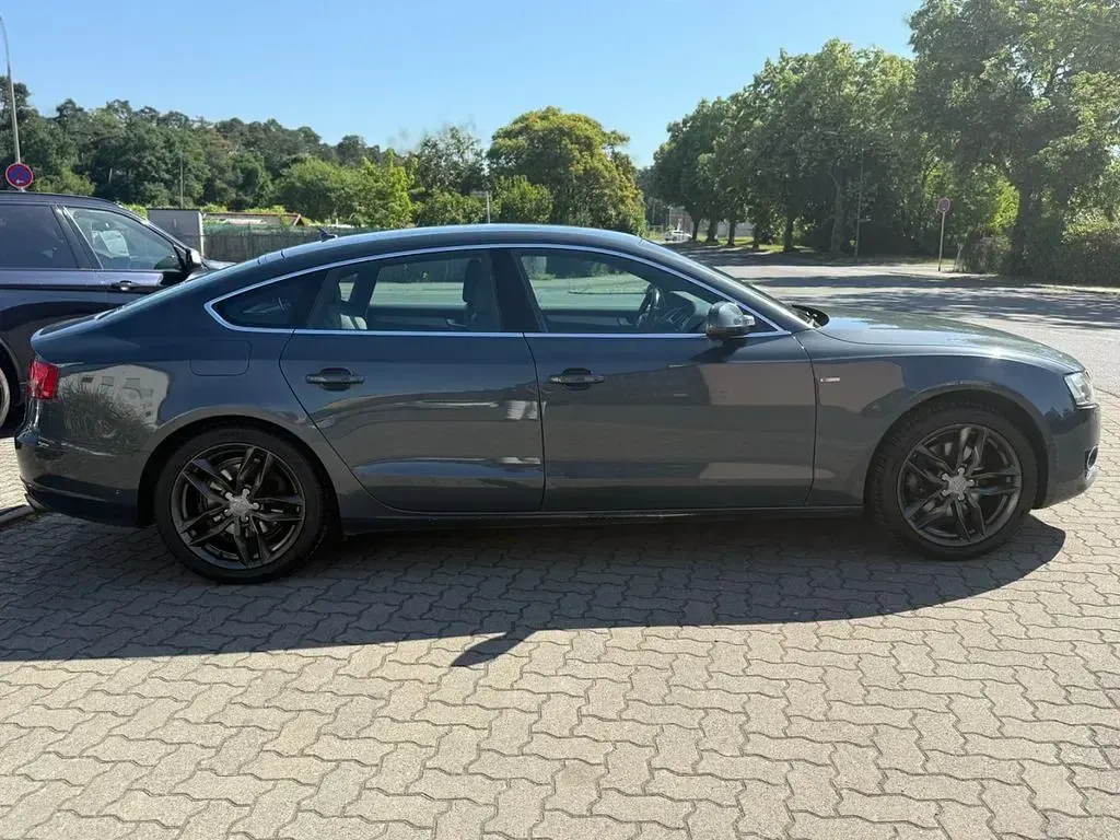 Gebraucht Audi A5 Sportback S-Line 179 PS (131 kW) 2010 Grau Kleinwagen