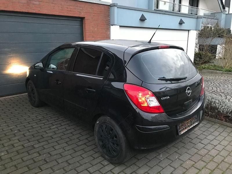 Gebraucht Opel Corsa Cosmo 90 PS (66 kW) 2007 Schwarz Kleinwagen