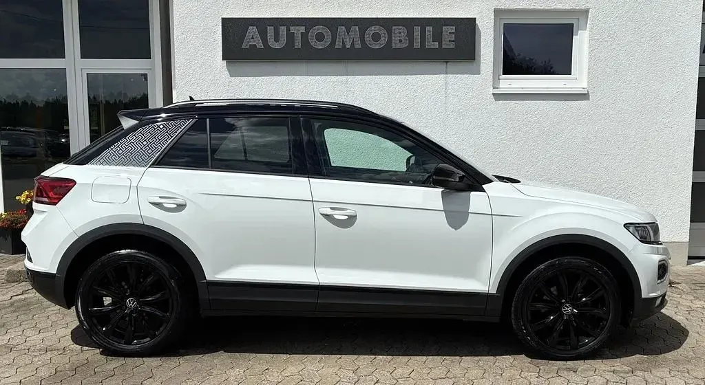 Gebraucht VW T-Roc Sportline 150 PS (110 kW) 2022 Pure white SUV