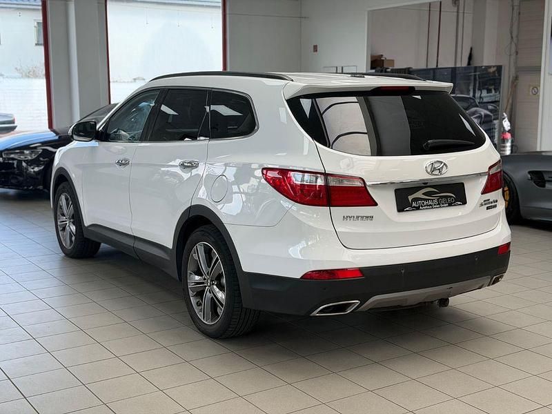 Gebraucht Hyundai Grand Santa Fe Premium 197 PS (144 kW) 2013 Weiß SUV