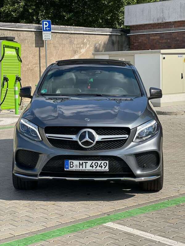 Grau Gebraucht 2018 Mercedes GLE350 AMG line Coupé | 42.500 € (Fairer Preis) - Bild 1/4