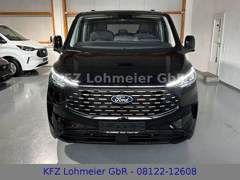 Neu Ford Tourneo Titanium X 170 PS (125 kW) 2025 Agate black metallic Van / Kleinbus