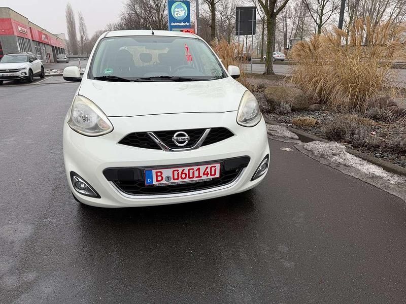 Gebraucht Nissan Micra Acenta 80 PS (58 kW) 2016 White pearl (m) Kleinwagen
