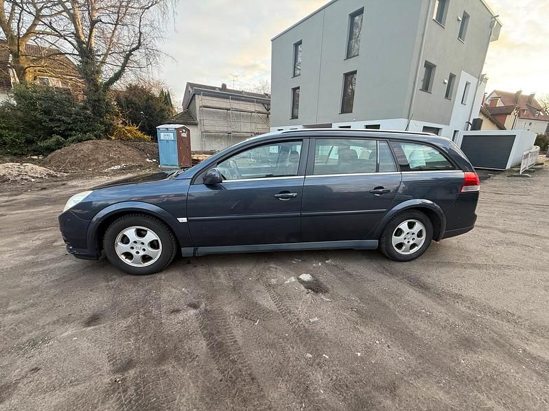 Gebraucht Opel Vectra 140 PS (102 kW) 2009 Grau Kombi