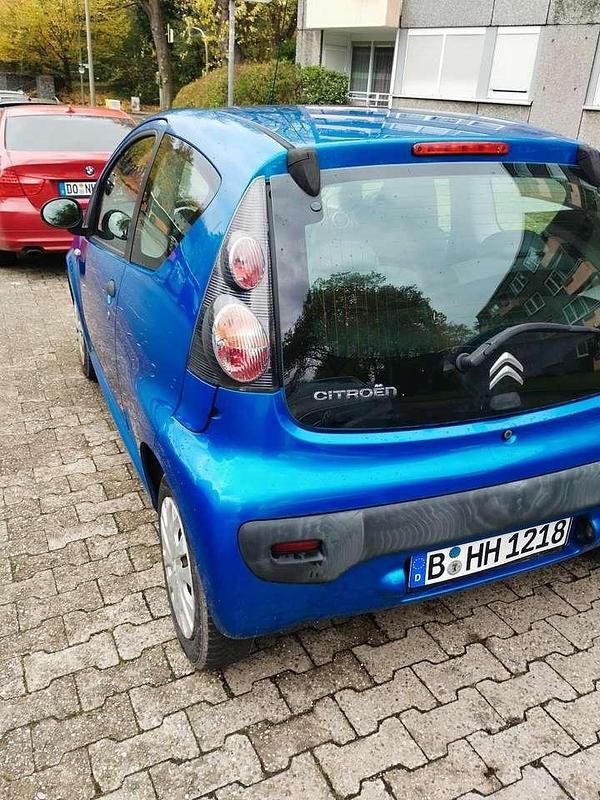 Gebraucht Citroën C1 Exclusive 68 PS (50 kW) 2012 Blau Kleinwagen