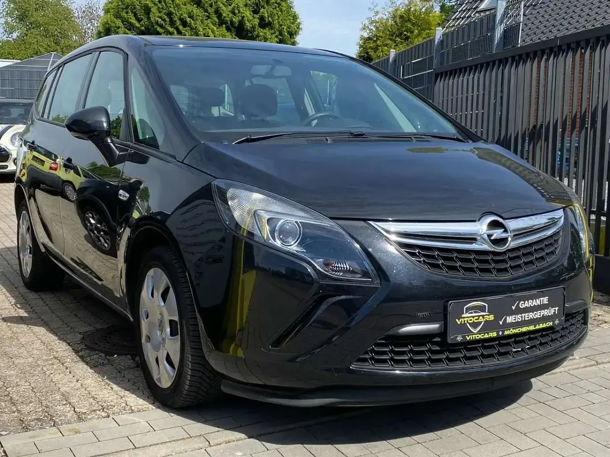 Gebraucht Opel Zafira Tourer Selection 120 PS (88 kW) 2017 Karbonschw graphitschw midnigh Van / Kleinbus