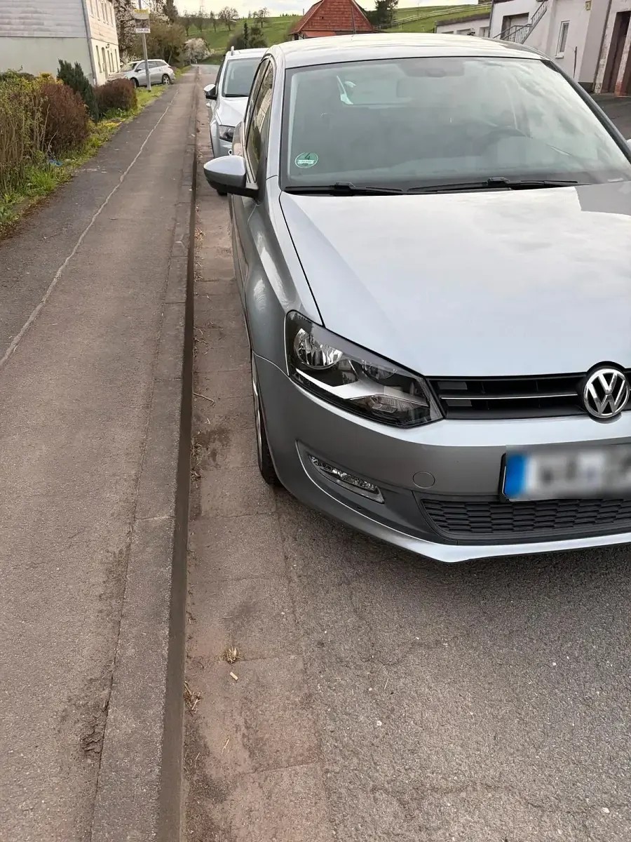 Gebraucht VW Polo 69 PS (50 kW) 2010 Silber Kleinwagen