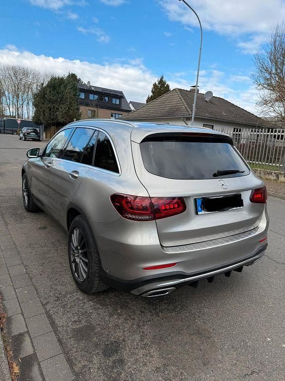 Gebraucht Mercedes GLC200 197 PS (144 kW) 2019 Beige SUV