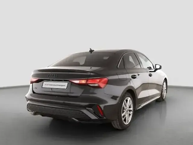 Gebraucht Audi A3 S-Line 150 PS (110 kW) 2025 Schwarz Limousine