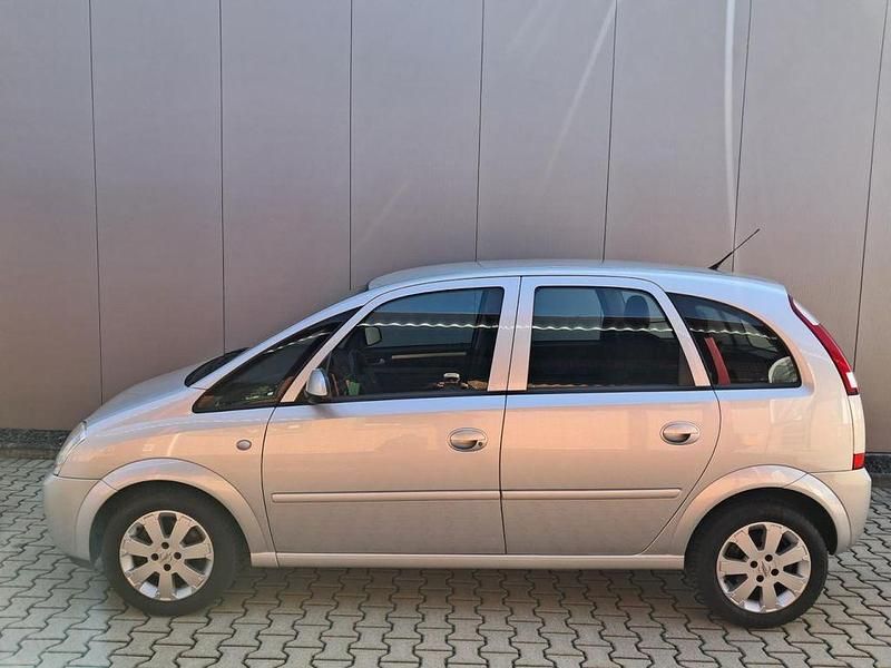 Gebraucht Opel Meriva 101 PS (74 kW) 2005 Silber Van / Kleinbus