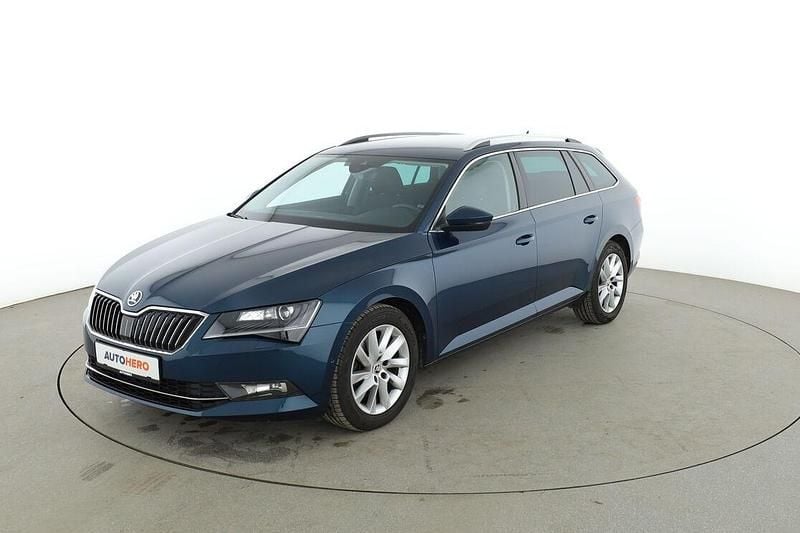 Gebraucht Skoda Superb Style 2018 Blau Kombi