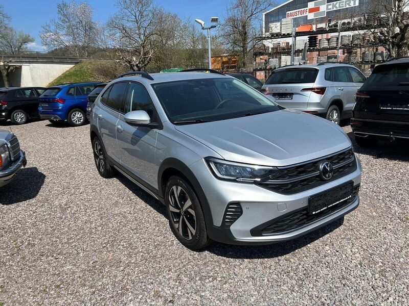Neu VW Taigo 116 PS (85 kW) 2025 Silber SUV