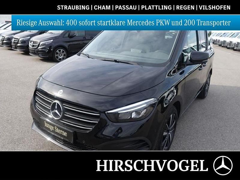 Loparitschwarz metallic Gebraucht 2025 Mercedes T180 Progressive Van / Kleinbus | 31.880 € (Etwas zu teuer) - Bild 1/4