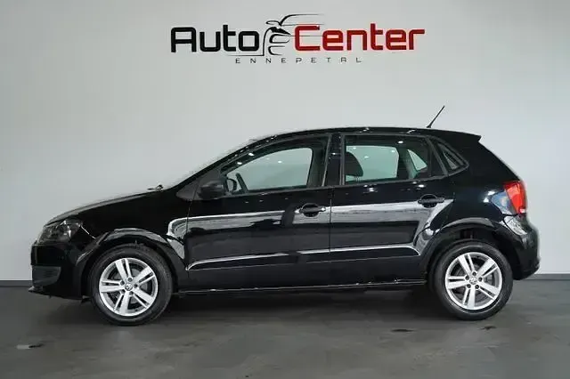 Gebraucht VW Polo Trendline 274 PS (201 kW) 2014 Ebenholzschwarz Limousine