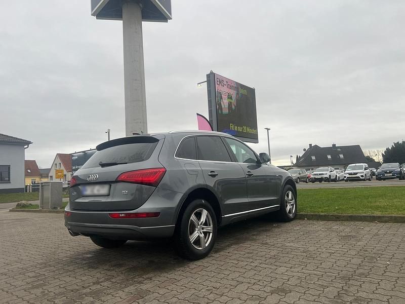 Usado Audi Q5 S-Line 177 HP (130 kW) 2013 Cinzento SUV
