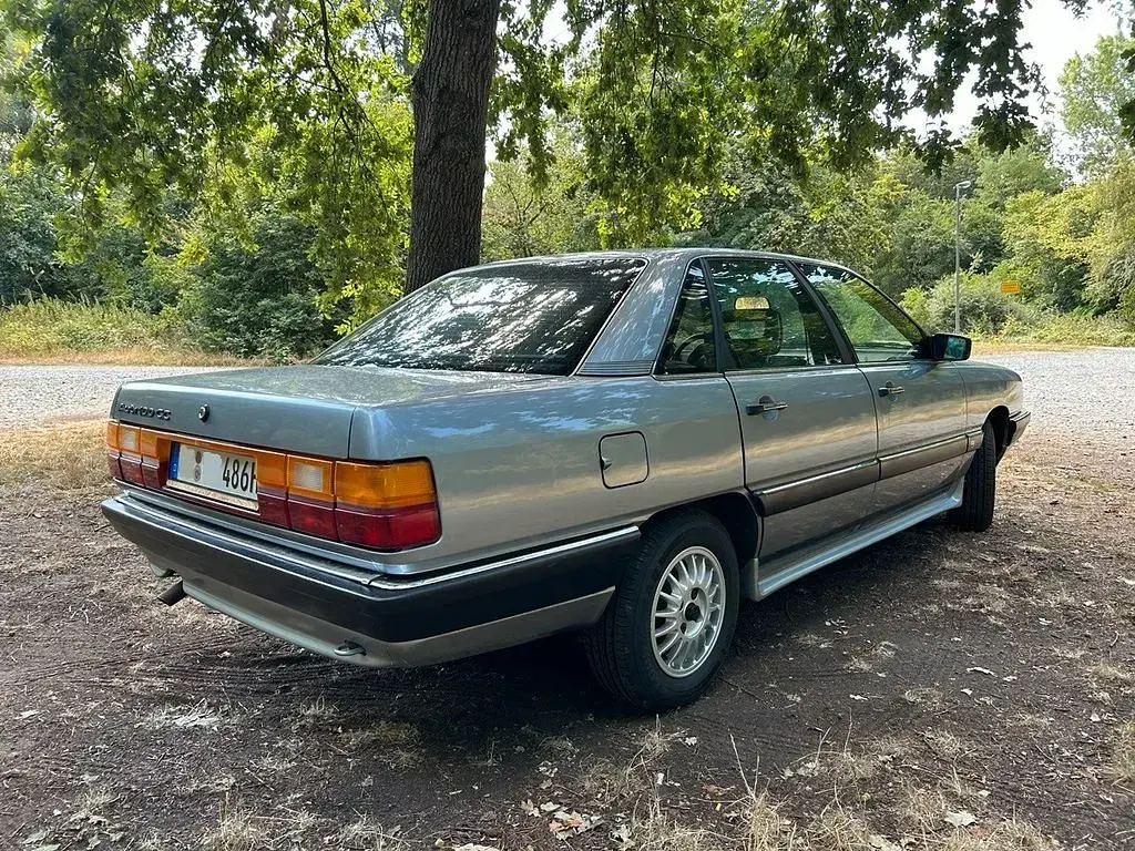 Gebraucht Audi 100 116 PS (85 kW) 1986 Blau Limousine