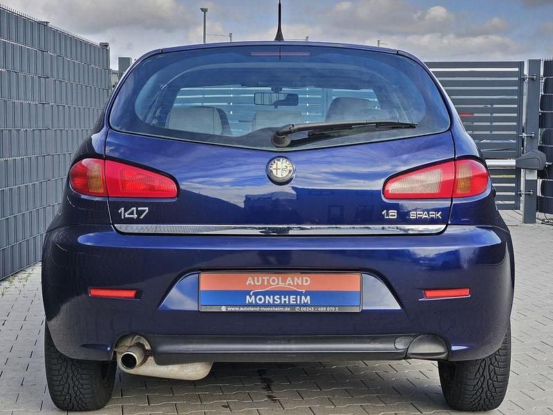 Gebraucht Alfa Romeo 147 Distinctive 120 PS (88 kW) 2005 Blau Kleinwagen