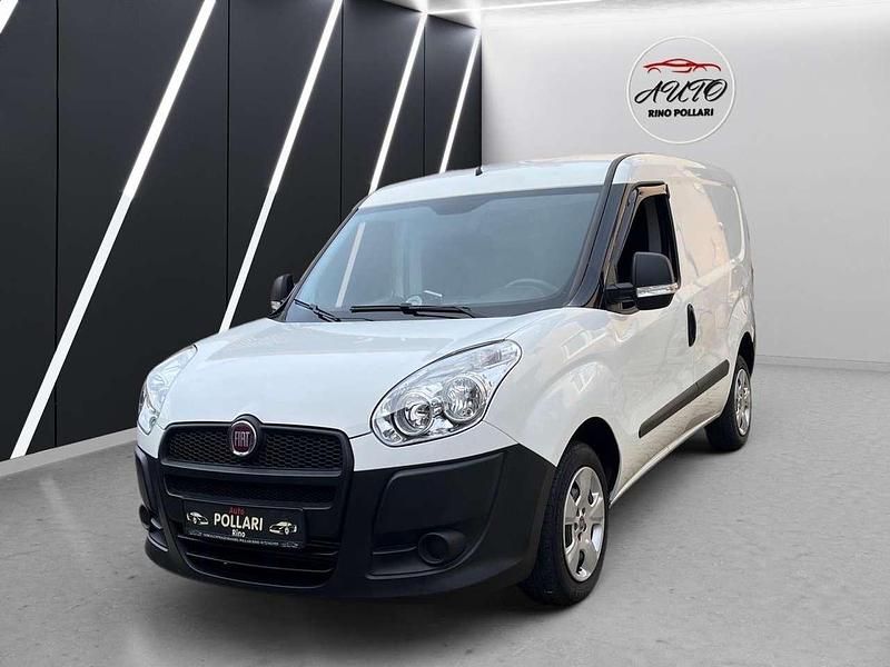 Colore esterno (weiß) Gebraucht 2013 Fiat Doblò Van / Kleinbus | 4.490 € (Guter Preis) - Bild 1/4