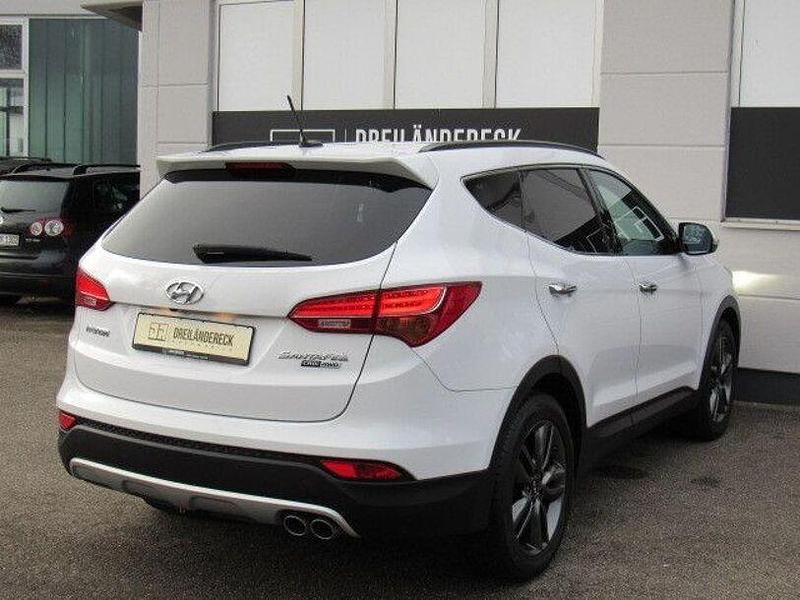 Gebraucht Hyundai Santa Fe Premium 197 PS (144 kW) 2015 Weiß SUV