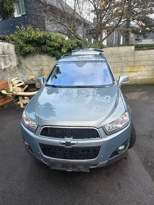 Gebraucht Chevrolet Captiva 167 PS (122 kW) 2012 Silber SUV