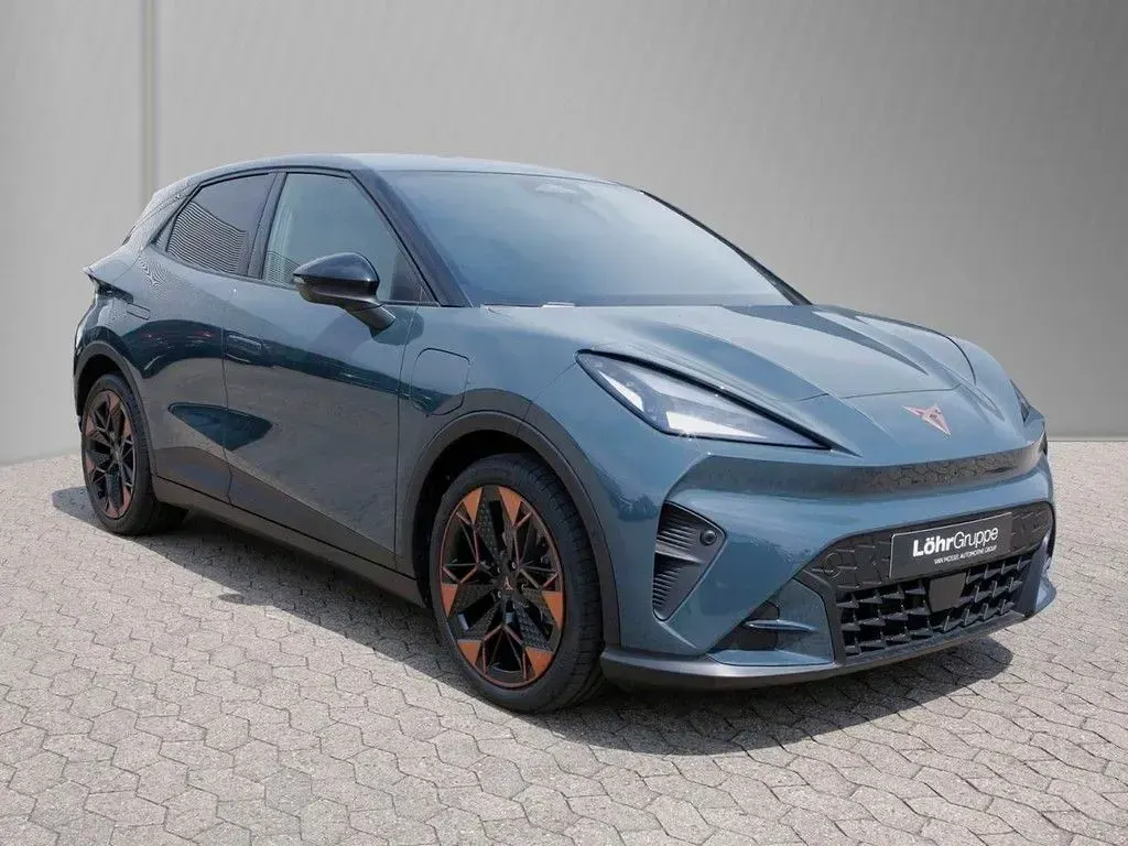 Gebraucht Cupra Raval Endurance 155 kW (211 PS) 2026 Blau Limousine
