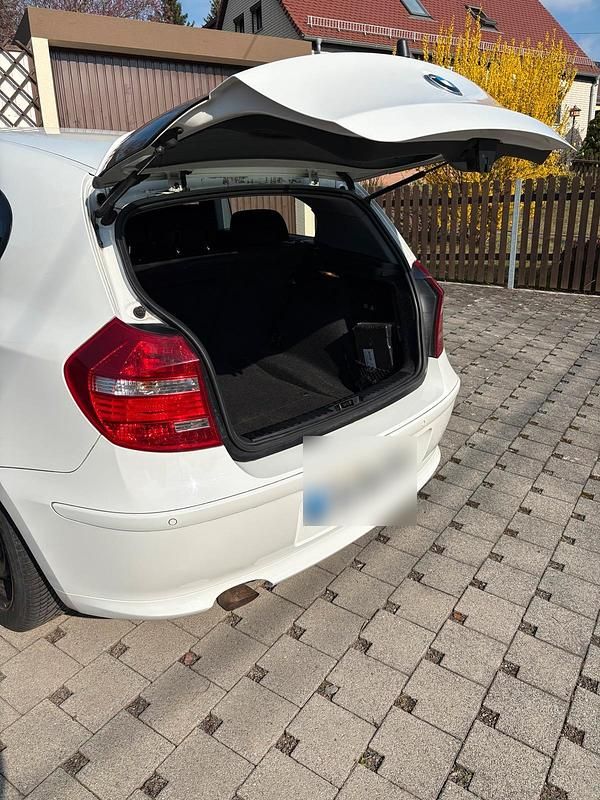 Second-hand BMW 116 122 CP (89 kW) 2011 Alb Hatchback