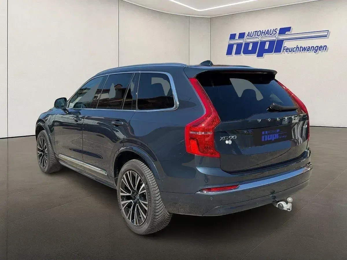 Używany Volvo XC90 Plus 455 KM (334 kW) 2025 Niebieski SUV