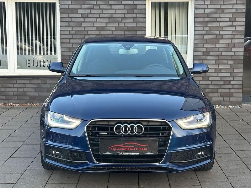 Gebraucht Audi A4 S-Line 150 PS (110 kW) 2015 Blau Limousine